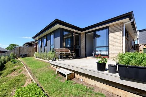 Photo of property in 11a North Ridge Drive, Rototuna North, Hamilton, 3210