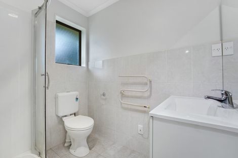 Photo of property in 10a Cade Place, Weymouth, Auckland, 2103