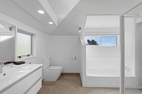 Photo of property in 9b Kinsey Terrace, Clifton, Christchurch, 8081