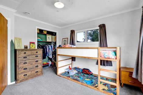 Photo of property in 5 Dunn Street, Egmont Village, 4372