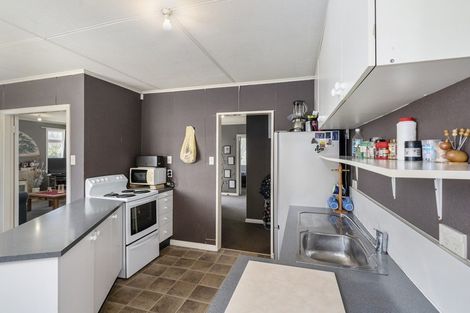 Photo of property in 4 Burfield Place, Awapuni, Palmerston North, 4412