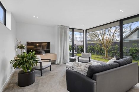 Photo of property in 3a Ngahere Street, Fendalton, Christchurch, 8041