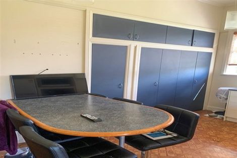 Photo of property in 11 Allardice Street, Dannevirke, 4930