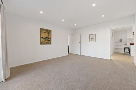 Photo of property in 1/25 James Evans Drive, Northcote, Auckland, 0627
