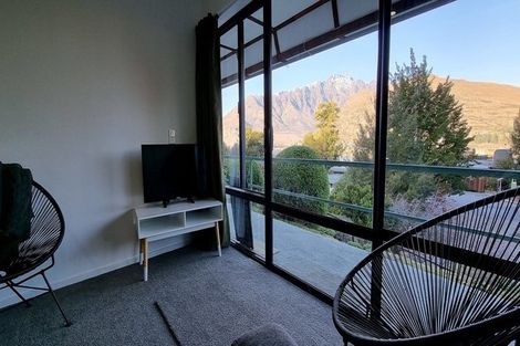 Photo of property in Goldridge Apartments, 21/43 Goldridge Way, Queenstown, 9300