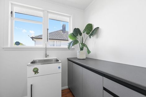 Photo of property in 47 Montgomery Crescent, Bader, Hamilton, 3206