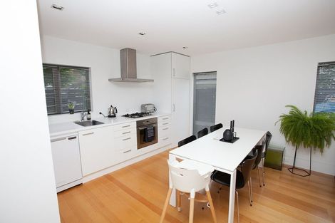 Photo of property in 5 Champion Street, Edgeware, Christchurch, 8013