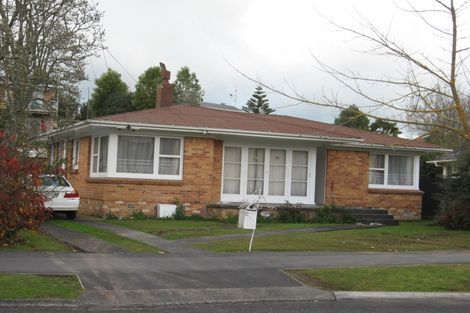 Photo of property in 19 Aurora Terrace, Hillcrest, Hamilton, 3216