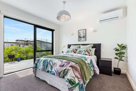 Photo of property in 72 Vaughans Road, Long Bay, Albany, 0792