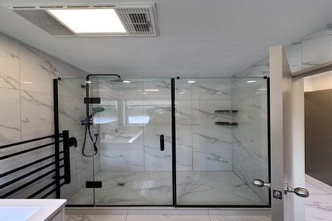 Photo of property in 41a Lynwood Road, New Lynn, Auckland, 0600