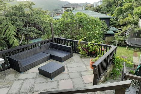 Photo of property in 142 The Ridgeway, Mornington, Wellington, 6021