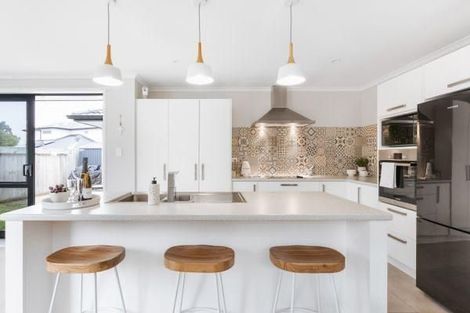 Photo of property in 30 Applin Lane, Pyes Pa, Tauranga, 3112