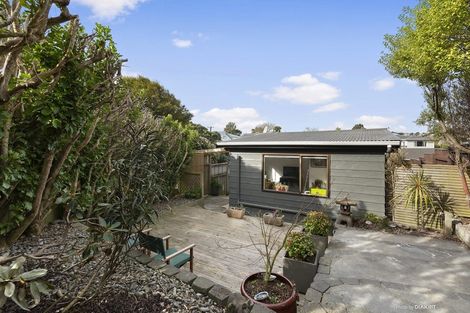 Photo of property in 11a Monowai Road, Johnsonville, Wellington, 6037