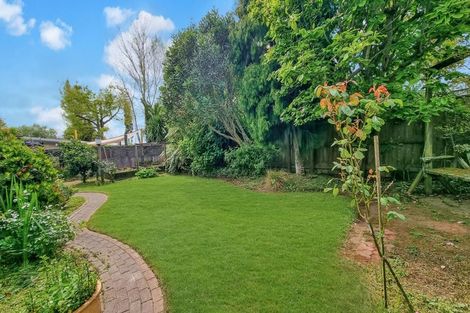 Photo of property in 10 Iles Road, Lynmore, Rotorua, 3010