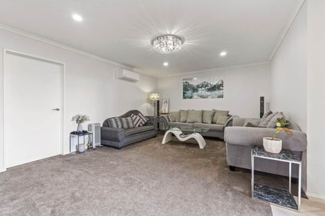 Photo of property in 29 Tarapiroe Avenue, Takanini, 2112