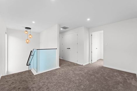 Photo of property in 16 Anehu Place, Greenhithe, Auckland, 0632