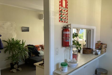 Photo of property in 5/15 Brougham Street, Mount Victoria, Wellington, 6011