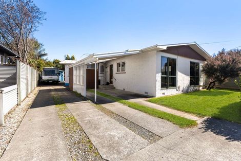 Photo of property in 2/10 Waikare Street, Tahunanui, Nelson, 7011