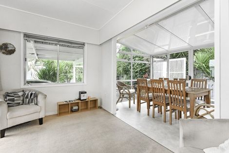 Photo of property in 1202 Howard Street, Parkvale, Hastings, 4122