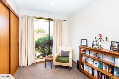 Photo of property in 29 Regency Crescent, Redwood, Christchurch, 8051