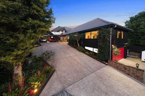 Photo of property in 80a Beach Road, Mellons Bay, Auckland, 2014