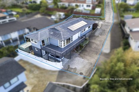 Photo of property in 49 Spence Road, Henderson, Auckland, 0612