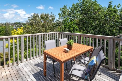 Photo of property in 7 Evelyn Road, Cockle Bay, Auckland, 2014