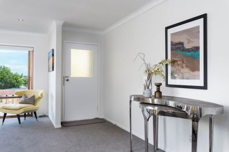 Photo of property in 2/39 John Davis Road, Mount Roskill, Auckland, 1041