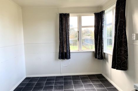 Photo of property in 8 Ajax Street, Stratford, 4332