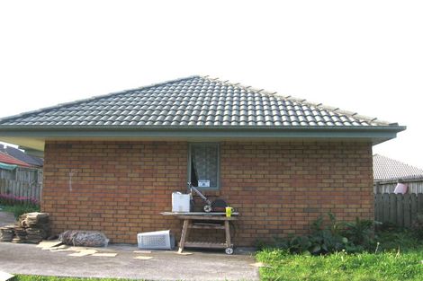 Photo of property in 100c Parrs Cross Road, Henderson, Auckland, 0612