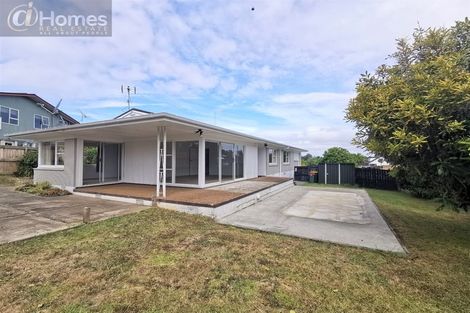 Photo of property in 10 Whiteacres Drive, Sunnyhills, Auckland, 2010