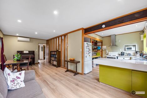 Photo of property in 14 Laurel Grove, Maungaraki, Lower Hutt, 5010