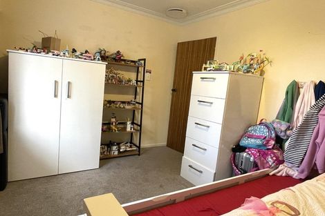 Photo of property in 1/47 Prince Regent Drive, Half Moon Bay, Auckland, 2012