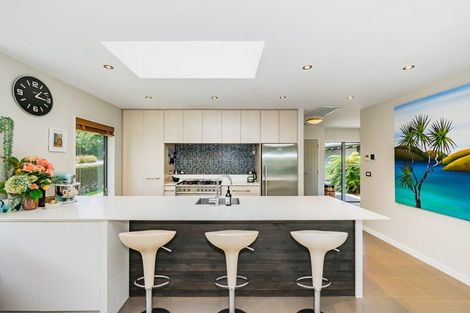 Photo of property in 4 Ferndale Drive, Waikanae, 5036