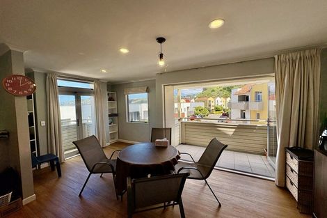 Photo of property in Marrakech Cafe, 25/305 Evans Bay Parade, Hataitai, Wellington, 6021