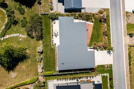 Photo of property in 8 Turnbull Crescent, Wanaka, 9305