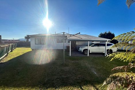 Photo of property in 15a Wingrove Road, Owhata, Rotorua, 3010