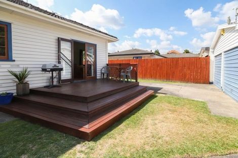 Photo of property in 8 Naylor Street, Hamilton East, Hamilton, 3216