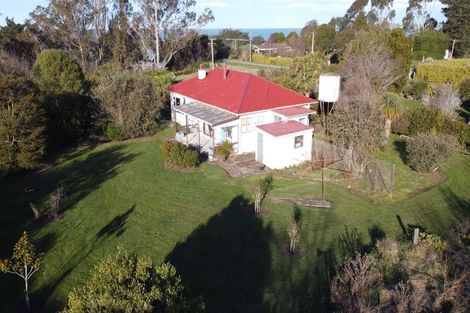 Photo of property in 77-79 Newcastle Street, Hampden, 9410