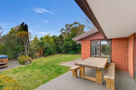 Photo of property in 52 Valecrest Avenue, Parklands, Christchurch, 8083