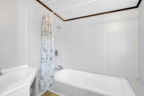 Photo of property in 41 Gloag Street, Waverley, 4510