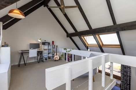 Photo of property in 2 Bermuda Grove, Paraparaumu Beach, Paraparaumu, 5032