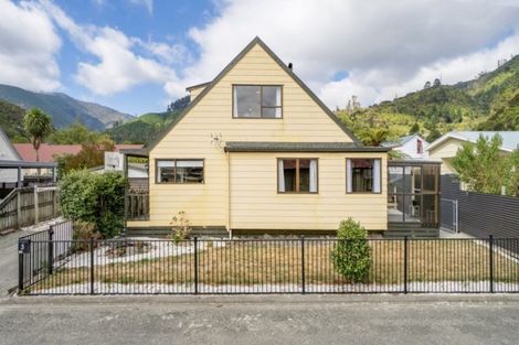 Photo of property in 3 Silverbirch Grove, The Brook, Nelson, 7010