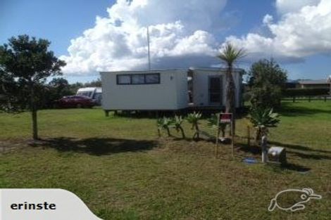 Photo of property in 104 Nikau Close, Matarangi, Whitianga, 3592
