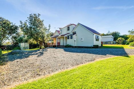 Photo of property in 38 Victoria Street, Patea, 4520