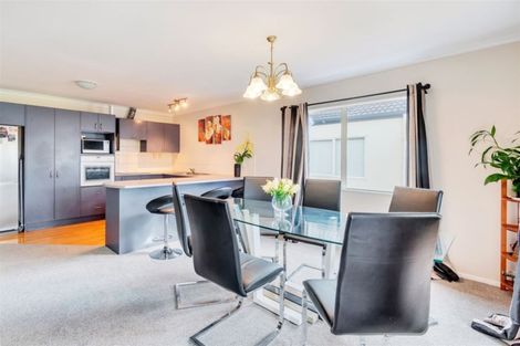 Photo of property in 25 Pooks Road, Ranui, Auckland, 0612