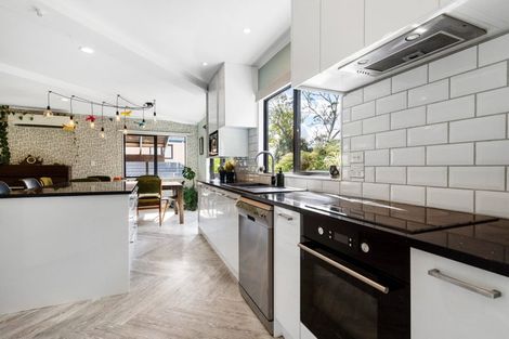 Photo of property in 43 Holmes Drive South, Massey, Auckland, 0614