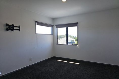 Photo of property in 65 Samwell Drive, Whitby, Porirua, 5024