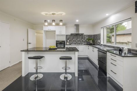 Photo of property in 47 Terrasini Drive, Flat Bush, Auckland, 2019