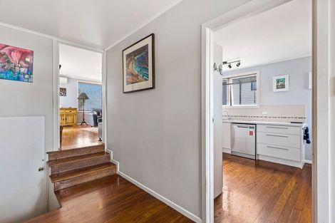 Photo of property in 253 Don Buck Road, Massey, Auckland, 0614